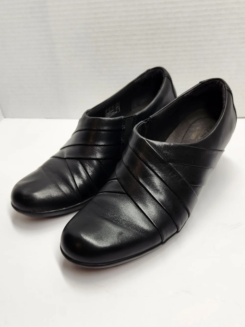 Clarks Slip On Boots Booties